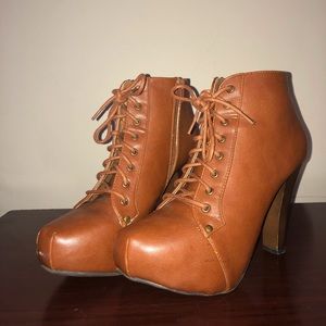 Sexy laced brown platform heels